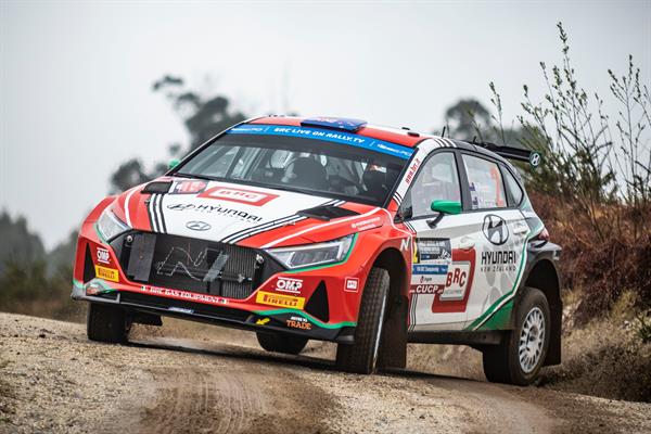 Hayden Paddon entra nella storia vincendo il Rally Serras de Fafe ERC in Portogallo